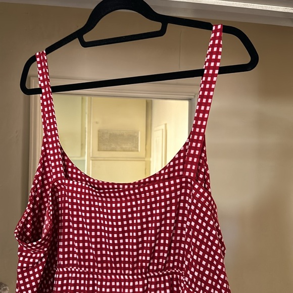 Plus size dress - Picture 4 of 4